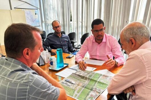 Prefeito Aguilar Junior se reúne com DER e pede agilidade na liberação de obras, manutenções e recapeamento da SP-55 Prefeito Aguilar Junior se reúne com DER e pede agilidade na liberação de obras, manutenções e recapeamento da SP-55
