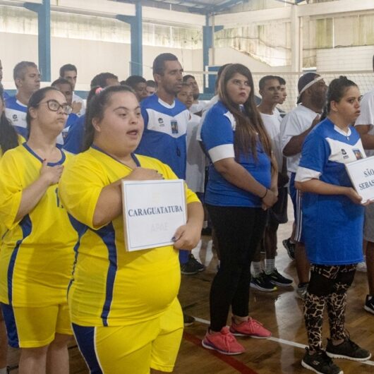 1º Festival de Voleibol Adaptado da Apae de Caraguatatuba reúne times de três municípios