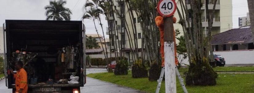 Secretaria de Mobilidade Urbana instala novas placas de limite de velocidade e realiza pintura de solo