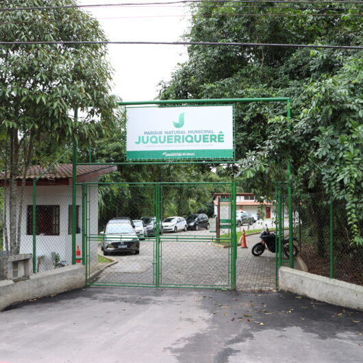 Prefeitura de Caraguatatuba alerta para proibição de animais domésticos no Parque Natural do Juqueriquerê