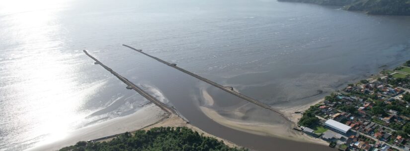 Enrocamento do Rio Juqueriquerê: obras dos Molhes Norte e Sul avançam