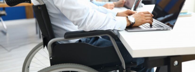 Setor de Empregabilidade da Sepedi registra aumento de 242% na contração de Pessoas com Deficiência