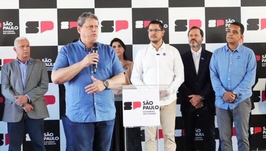 Governador de São Paulo anuncia nova licitação para recuperação da SP-55 no trecho de Caraguatatuba