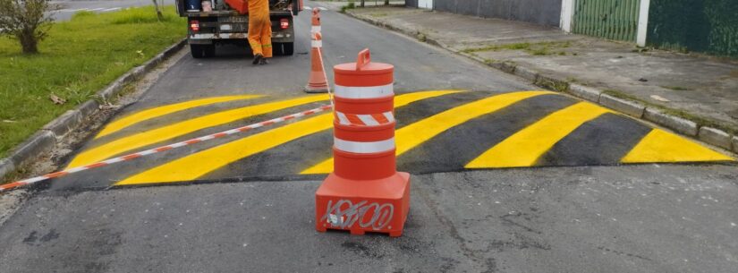 Prefeitura de Caraguatatuba implanta lombadas em avenidas do Pontal Santamarina