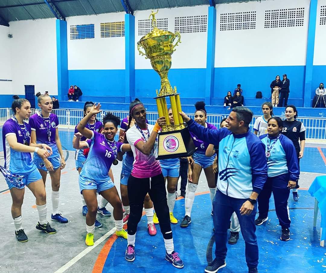 Geração Independente conquista Campeonato Feminino de Futsal nos pênaltis –  Prefeitura de Caraguatatuba