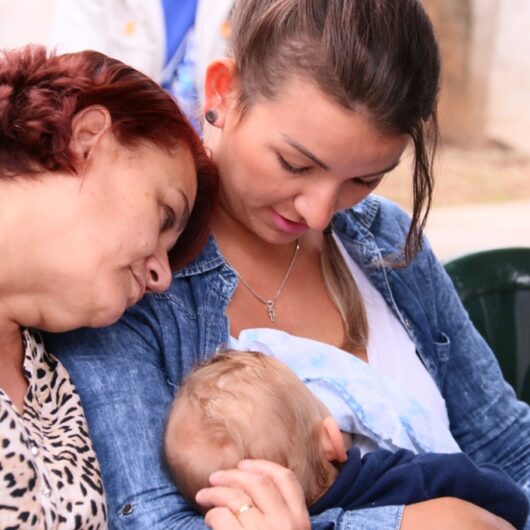 Agosto Dourado: concurso de fotos, Hora do Mamaço e Fórum marcam programação para incentivar o aleitamento materno