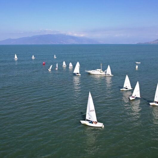 2º Festival de Vela promete agitar a Praia do Centro de Caraguatatuba