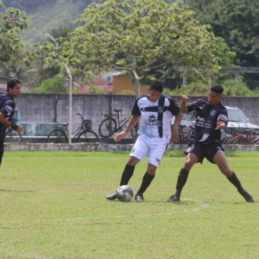 Times se enfrentam no Campeonato de Futebol Amador 1ª Divisão em Caraguatatuba