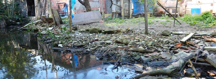Prefeitura de Caraguatatuba combate despejo irregular de esgoto ao longo do Rio Lagoa
