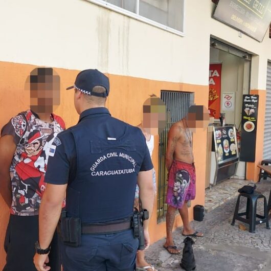 GCM de Caraguatatuba apreende quatro suspeitos de furto no Centro