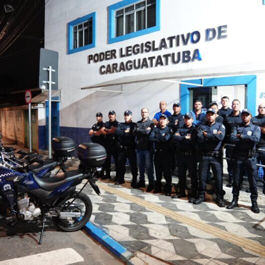 GCM de Caraguatatuba é homenageada por salvamento de bebê