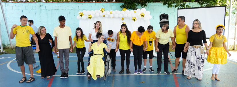 Usuários da APAE se apresentam em escolas estaduais e no IFSP de Caraguatatuba na programação do “Setembro Verde”