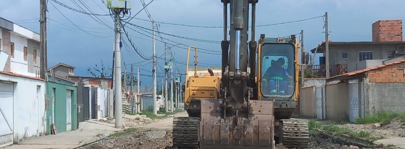 Prefeitura de Caraguatatuba investe em pavimentação e drenagem no Golfinhos