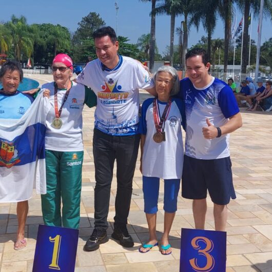 Atletas de natação de Caraguatatuba garantem medalhas de prata na 25º edição do JOMI