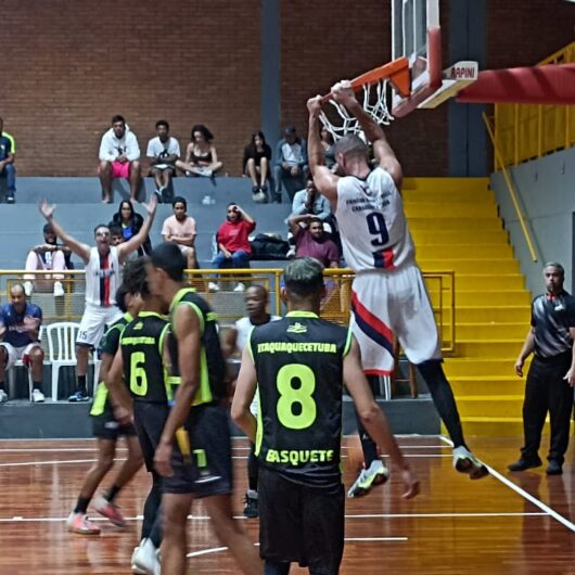 Time de basquete masculino de Caraguatatuba disputa fase de classificação do Metropolitano neste sábado