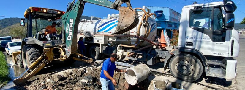 Prefeitura faz reparos em tubulação em avenida do Porto Novo para conter erosão