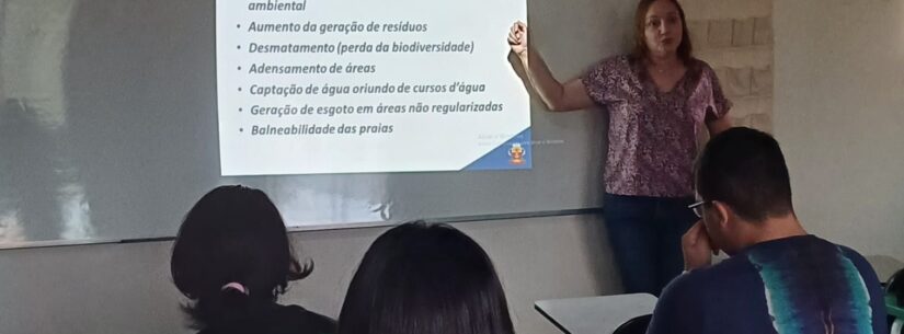 Alunos de colégio assistem palestra sobre projetos ambientais de Caraguatatuba