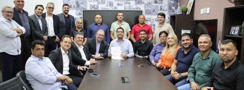 Prefeitura de Caraguatatuba formaliza contrato com Banco do Brasil para execução de obras de infraestrutura