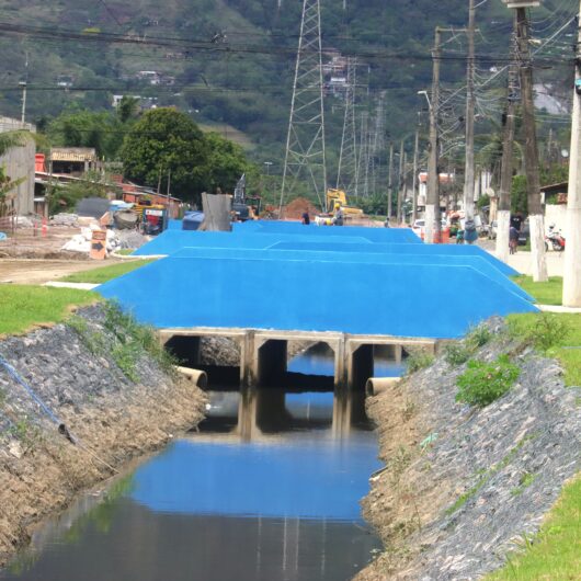 Prefeitura executa obras na Rua Alta Tensão para melhorar drenagem na parte baixa do Perequê-Mirim