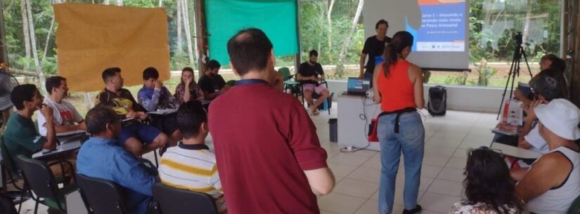 Pescadores de Caraguatatuba participam de capacitação no Parque Juqueriquerê