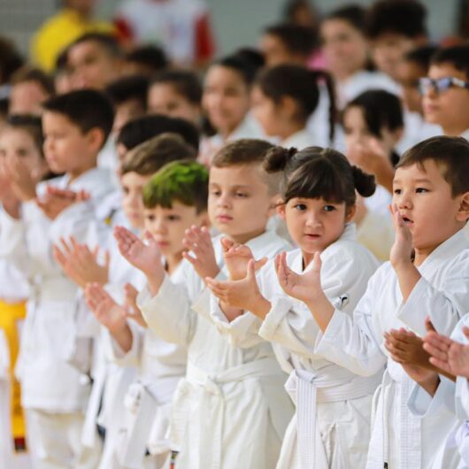 Festival de Karatê Shotokan reúne mais de 350 atletas em Caraguatatuba