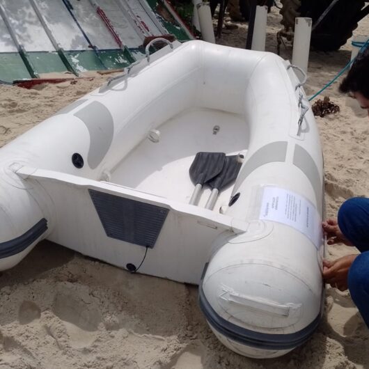 Prefeitura de Caraguatatuba intensifica fiscalização nas praias para combater objetos deixados na faixa de areia