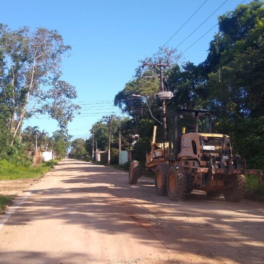 Após chuvas, Prefeitura faz nivelamento de diversas ruas nas regiões Norte e Sul