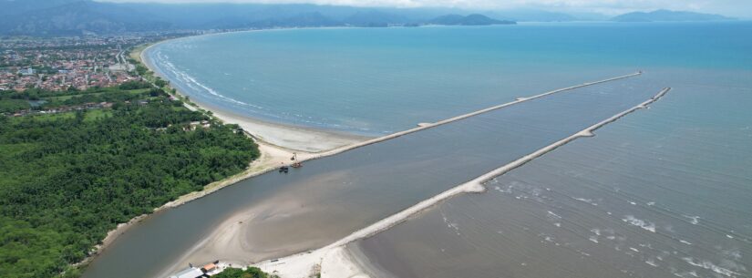 Obra de dragagem do Rio Juqueriquerê é executada na Região Sul