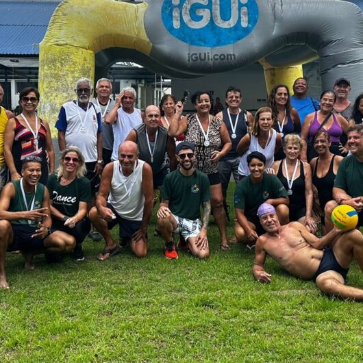 Mais de 80 pessoas participaram do 1º Festival Misto de Biribol da Terceira Idade de Caraguatatuba