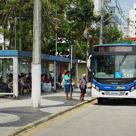 Prefeitura disponibiliza mais ônibus para quem vai prestar concurso público nos dias 14 e 28