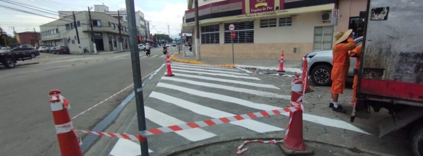 Prefeitura revitaliza sinalização de trânsito nas avenidas do centro