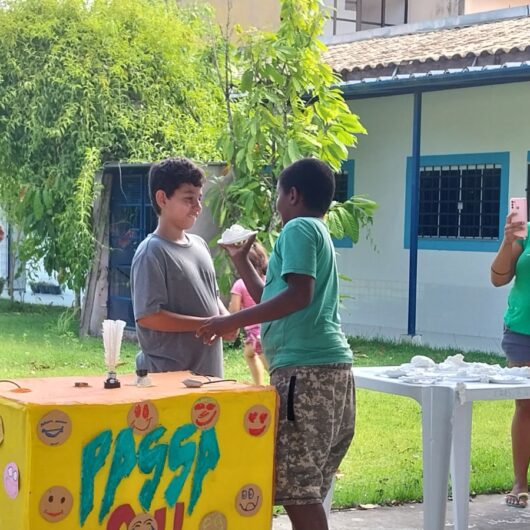 CRAS Barranco Alto e Casa Beija Flor promovem atividade  com foco no Carnaval sem drogas