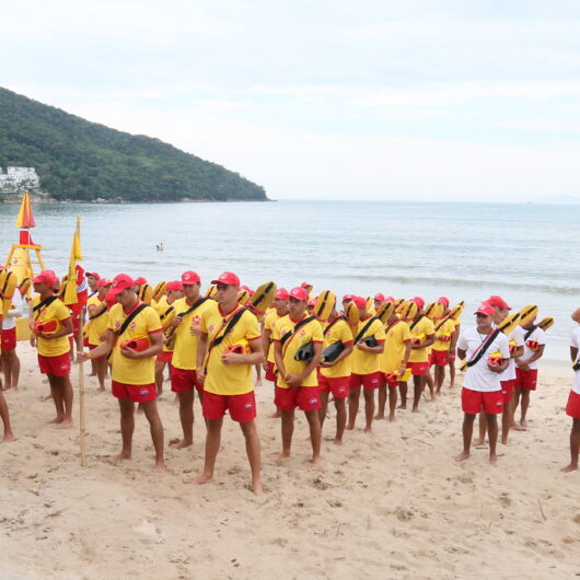 Carnaval seguro nas praias e Caraguatatuba registra queda nos afogamentos