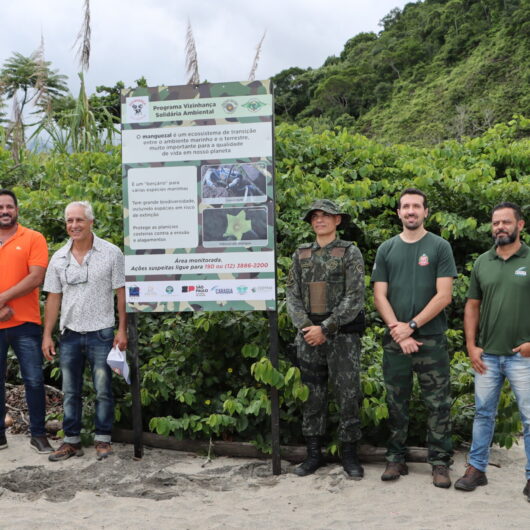 Pioneiro no Brasil: Mococa e Tabatinga recebem placas do programa Vizinhança Solidária Ambiental