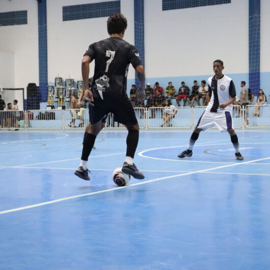 Donos da Bola e Real Madrid vencem os jogos de abertura do Torneio Aniversário da Cidade Futsal