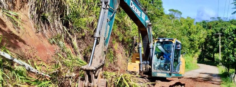 Estrada do Poço das Antas recebe serviços contra erosão