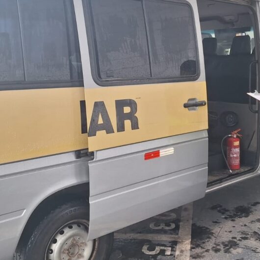 Caraguatatuba alerta sobre cuidados ao contratar serviço de transporte escolar