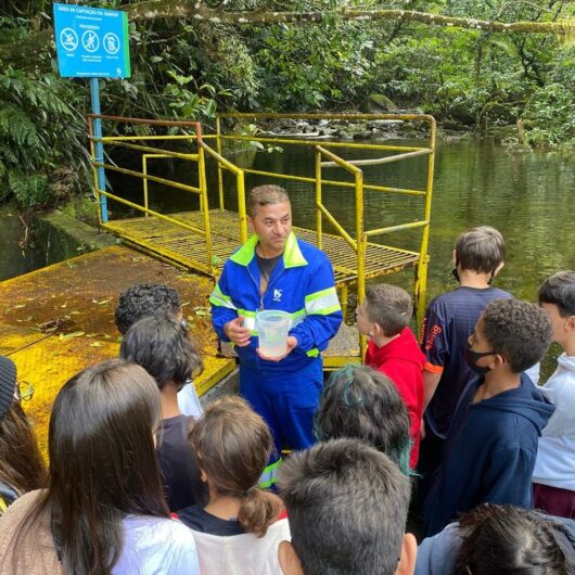 Programa Educa Sabesp promove capacitação para professores da rede municipal de Caraguatatuba