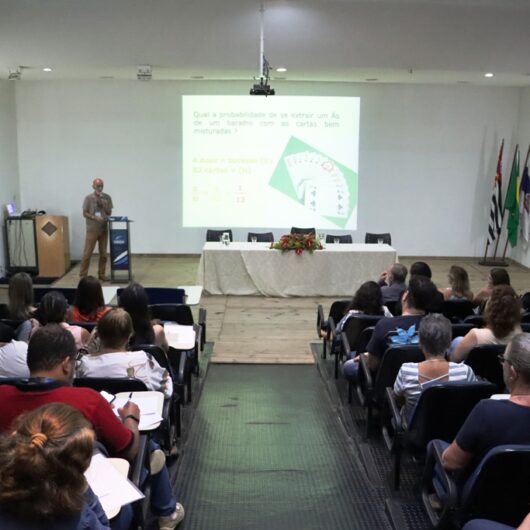 Representantes de municípios da região debatem sobre Vigilância Sanitária em oficina de gerenciamento de risco