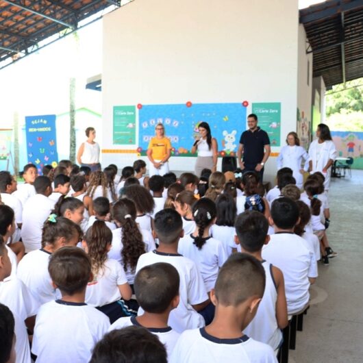 Prefeitura entrega 11 mil kits de escovação aos alunos da rede municipal de Caraguatatuba