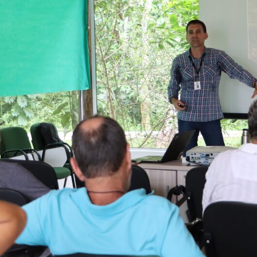 Prefeitura de Caraguatatuba realiza palestra de sensibilização do Programa CACAU SP