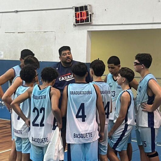 Time de basquete de Caraguatatuba avança em competições e se destaca nas partidas