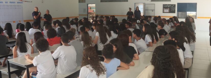 GCM de Caraguatatuba leva palestra antibullyng e sobre drogas em escola da região Norte