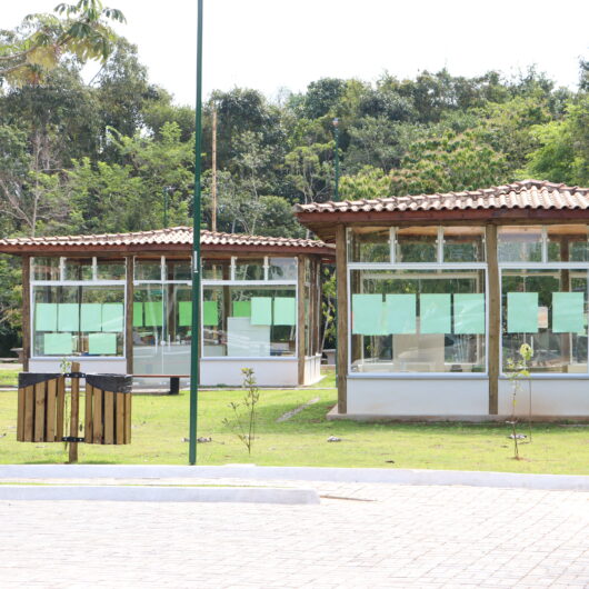 Parque Juqueriquerê restringe entrada de veículos devido a obras na rodovia SP-55