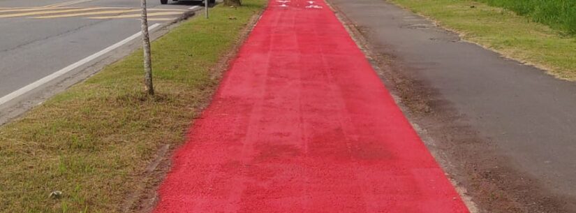 Prefeitura de Caraguatatuba pinta ciclovia da Emiliano Campedelli