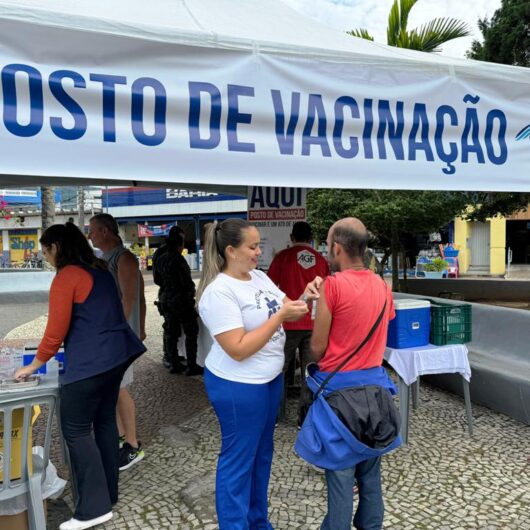 Prefeitura prorroga vacinação contra gripe na Praça Cândido Mota até o próximo sábado