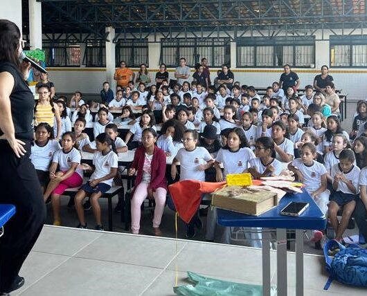 Alunos participam de palestra sobre Dia Nacional de Combate ao Abuso e à Exploração Sexual de Crianças e Adolescentes