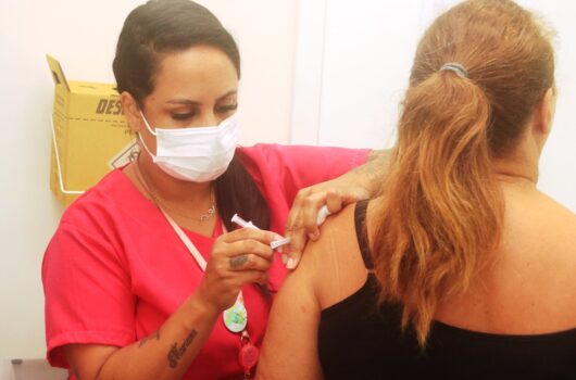 Caraguatatuba amplia vacinação contra gripe para todas as idades