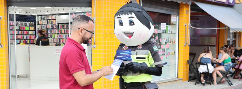 Agente Ciente é o novo mascote do Maio Amarelo em Caraguatatuba