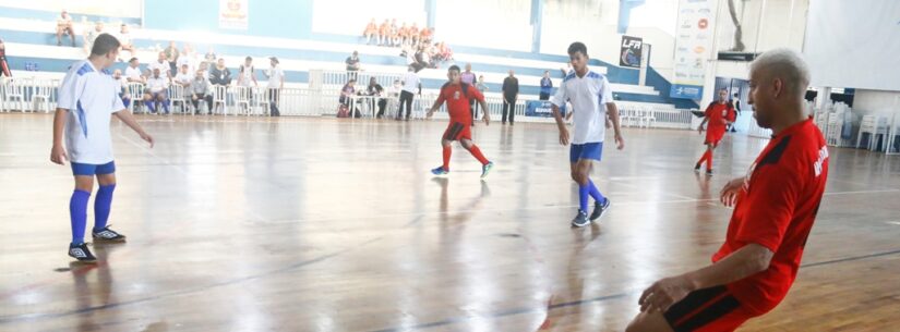 Caraguatatuba recebe 1ª edição do Encontro da Amizade no Centro Esportivo Municipal Caraguatatuba recebe 1ª edição do Encontro da Amizade no Centro Esportivo Municipal